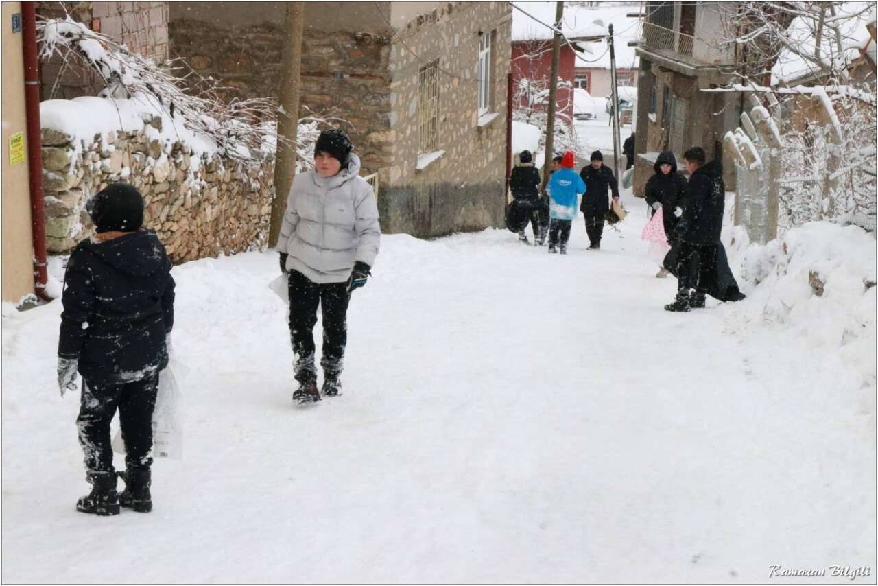 Konya’da hasret bitti, siniyi kapan sokağa çıktı 12